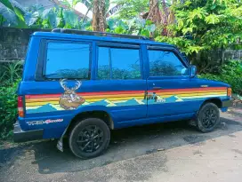 Jual santai mobil siap di ajak usaha 1988