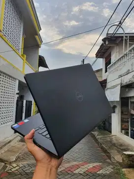 Dell Latittude 3490 Core i5-8250U Gen 8 Ram 8Gb SSD 240Gb Body Mulus
