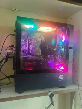 Cocok untuk yang butuh storage banyak untuk editing dan gaming.