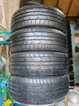 Ban 205 55 R16 Dunlop Direzza DZ102 XPANDER CIVIC