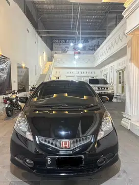 Jazz RS Matic 2010 Pajak panajng Istimewa Tinggal pakai jual cepat bu