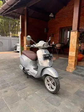 Vespa Primavera 2018 Abs iget (KM Rendah)