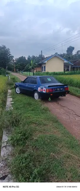Mitsubishi Lancer 1981 Bensin