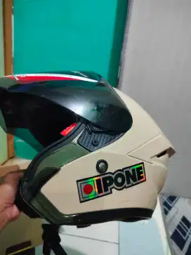 Helm DYR paket ganteng