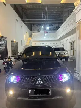 Pajero Exceed 2009 Matic Diesel Istimewa !!  Siap pakai jual cepat bu