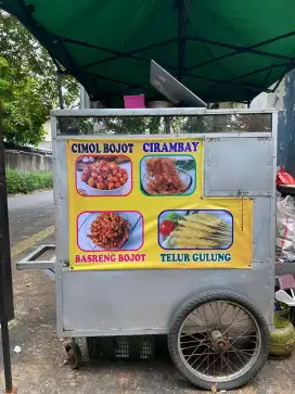 Lowongan dagang pinggir jalan