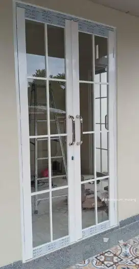 Pintu kaca + kusen 1 set Siap pasang