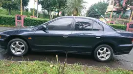Mitsubishi Galant 2002 Bensin
