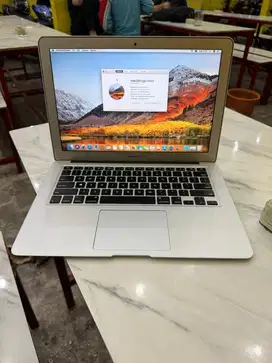 Macbook Air 2017 8/128Gb