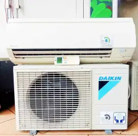 AC Daikin 1 PK - 1/2 PK Second Bisa Plus Pasang