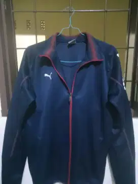 jaket puma size M/L