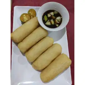 Jaga stand pempek aci di lengkong gudang timur Serpong