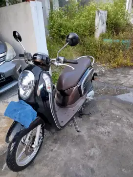DIJUAL HONDA SCOOPY 2016