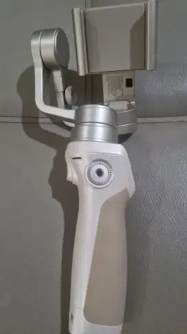 DJI OSMO MOBILE