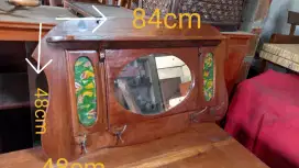 Kapstok atau Gantungan Baju Kuno