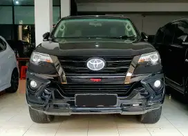 Jual Cepat!! Fortuner VRZ TRD matic 2020