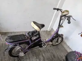 Selis bekas tanpa batrai