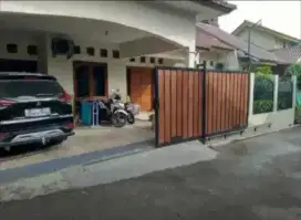 MURAH !! RUMAH MEGAH 182 M² DALAM CLUSTER DI KEMANG SARI JATI BENING