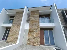TERBAIK DI TAMBAK OSO RUMAH BARU GRAND NATURE RESIDENCE DEKAT MERR