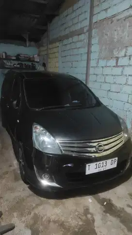 Nissan Grand livina 2013 Bensin