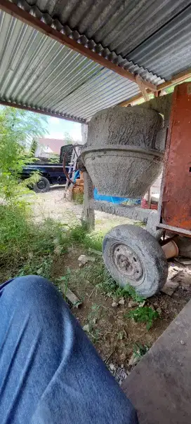 Molen aduk semen