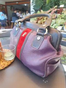 Tas kulit roberta di camerino