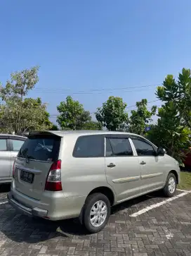 (Km 71 rb fullset) kijang Innova manual antik tinggal pake siap tt