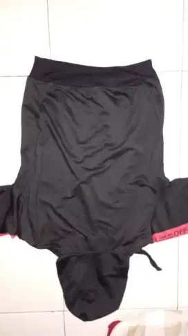 JUAL HOODIE PRIA HITAM SIZE M / L