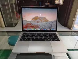 MacBook Cocok Buat Desain Grafis, Body Super Slim Keyboard Backlight