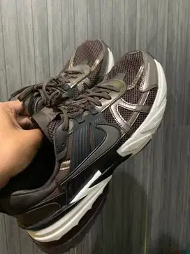 Nike V2K run men