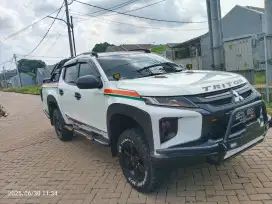 Mitsubishi Triton double cabin type HDX 2021