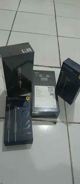 Iqoo 13 5G 16/512 Baru Garansi Resmi