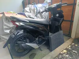 BEAT HITAM 2015