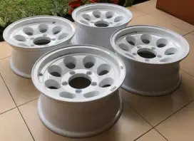 Fast Sale Velg Jimny CJ7 atau Taft GT   ring 15