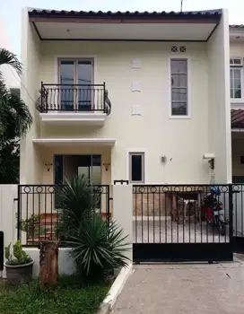 Disewakan Rumah 2lt Citra Gran Cibubur Siap Huni