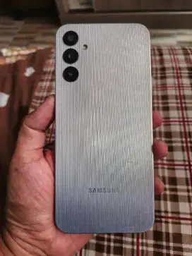 Samsung A14 4/128 silver muluss