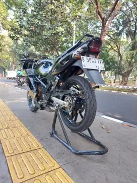 DIJUAL CASH KAWASAKI NINJA 150 RR OLD THN 2010 PAJAK IDUP SIAP PAKAI