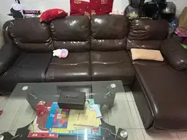 Sofa Full Set Letter L Kulit + Meja Kaca