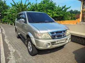 2008 isuzu Panther Grand Touring Plat AG yani mobil bekas sekoto