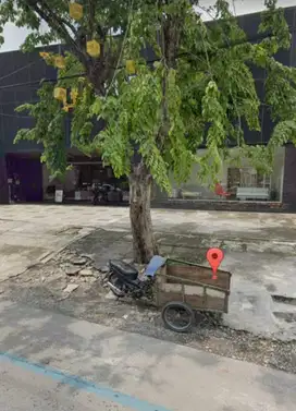 Ruang Usaha di Raya Manyar Kertoarjo