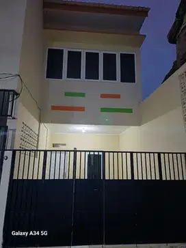 Dijual Rumah Baru, 2 Lantai,  akses mobil di Cengkareng Jakarta Barat