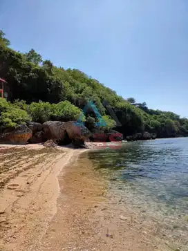 Land for sale Los Tebing Pasir Putih on Padang2 Beach