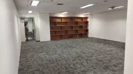 SEWA KANTOR DI JAKARTA SELATAN TB SIMATUPANG 90M2 BARE 130K NEGO