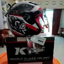 HELM KYT BARU size M