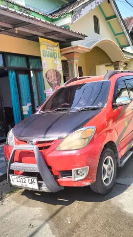 Daihatsu Xenia 2010 Bensin