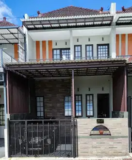 Dijual Rumah Semi Furnish Bangunan Terawat di Sumbersekar Dau Malang