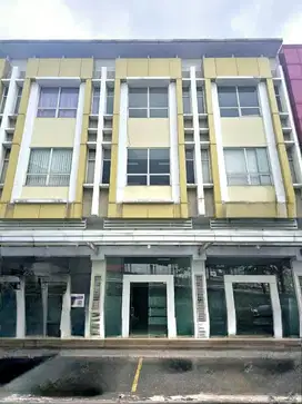 Ruko Siap Pakai di Emerald Summarecon Bekasi