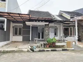 Rumah Modern di Juanda Sukmajaya Dekat Pasar Agung