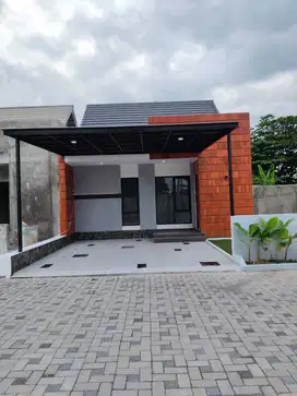 PROMO LAUNCHING RUMAH BARU STRATEGIS ONE GATE SISTEM DEKAT KEMANAPUN