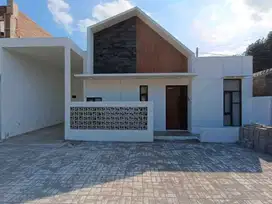 RUMAH BARU SELANGKAH KE KAMPUS UNISA DAN RSA UGM JOGJA